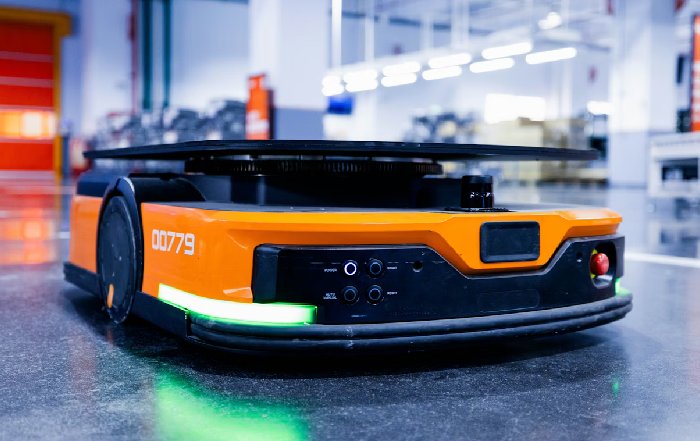 Article Image for Strategic Moats in the Age of Generative AI and Automation